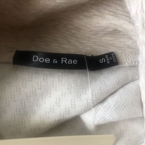 Doe & Rae Drawstring Funnel Neck Pullover Heather Beige Size Small - Picture 3 of 6